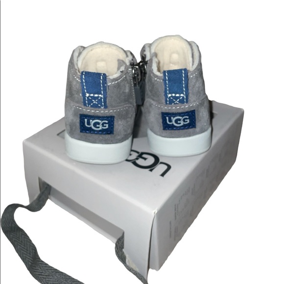 Baby toddlers UGG boots - Picture 3 of 4